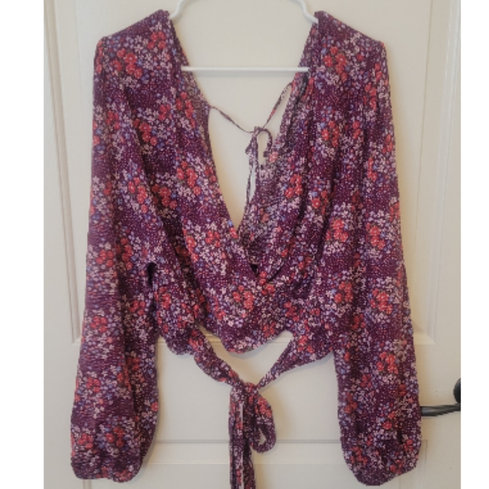 Forever 21 Floral Crop Top